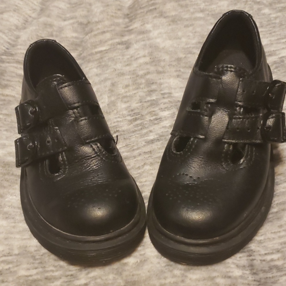 Girls Dr. Marten's Mary Jane shoes